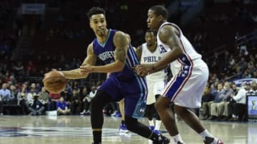Mar 2, 2016; Philadelphia, PA, USA; Charlotte Hornets guard Courtney Lee (1) looks to pass during the first quarter of the game against the Philadelphia 76ers at the Wells Fargo Center. Mandatory Credit: John Geliebter-USA TODAY Sports