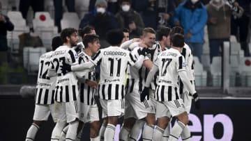 ALLIANZ STADIUM, TURIN, ITALY - 2022/02/18: Matthijs de Ligt (C) of Juventus FC celebrates with his teammates after scoring a goal from a header during the Serie A football match between Juventus FC and Torino FC. The match ended 1-1 tie. (Photo by Nicolò Campo/LightRocket via Getty Images)