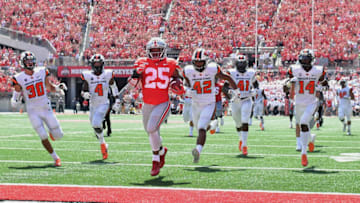 COLUMBUS, OH - SEPTEMBER 1: Mike Weber #25 of the Ohio State Buckeyes scores a touchdown on a 49-yard run in the second quarter against the Oregon State Beavers at Ohio Stadium on September 1, 2018 in Columbus, Ohio. (Photo by Jamie Sabau/Getty Images)