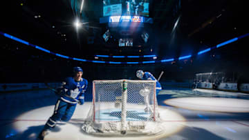TORONTO, ON - FEBRUARY 22: Tyler Bozak