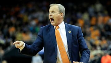 LOUISVILLE, KENTUCKY - MARCH 28: Head coach Rick Barnes of the Tennessee Volunteers reacts against the Purdue Boilermakers during the second half of the 2019 NCAA Men's Basketball Tournament South Regional at the KFC YUM! Center on March 28, 2019 in Louisville, Kentucky. (Photo by Andy Lyons/Getty Images)
