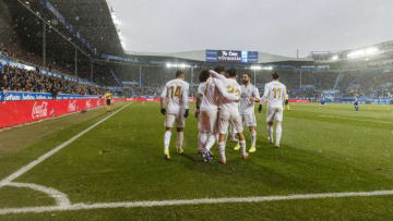 VITORIA-GASTEIZ, SPAIN - NOVEMBER 30: Sergio Ramos of Real Madrid celebrates his goal with team mates during the Liga match between Deportivo Alaves and Real Madrid CF at Estadio de Mendizorroza on November 30, 2019 in Vitoria-Gasteiz, Spain. (Photo by TF-Images/Getty Images)