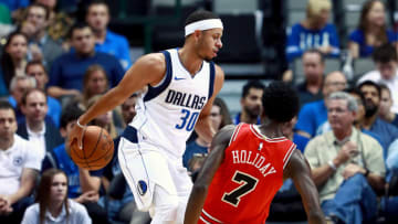 DALLAS, TX - OCTOBER 04: Seth Curry
