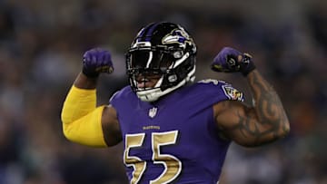 BALTIMORE, MD - OCTOBER 26: Outside Linebacker Terrell Suggs #55 of the Baltimore Ravens celebrates after a play in the second quarter against the Miami Dolphins at M&T Bank Stadium on October 26, 2017 in Baltimore, Maryland. (Photo by Patrick Smith/Getty Images)
