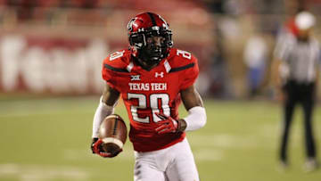 Sep 29, 2016; Lubbock, TX, USA; Texas Tech Red Raiders wide receiver Keke Coutee (20) breaks free against the Kansas Jayhawks defense in the second half at Jones AT&T Stadium. Texas Tech defeated Kansas 55-19. Mandatory Credit: Michael C. Johnson-USA TODAY Sports
