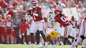 FAYETTEVILLE, ARKANSAS - SEPTEMBER 09: K.J. Jefferson #1 of the Arkansas Razorbacks drops back to pass in the first half during the game against the Kent State Golden Flashes at Donald W. Reynolds Razorback Stadium on September 09, 2023 in Fayetteville, Arkansas. (Photo by Wesley Hitt/Getty Images)