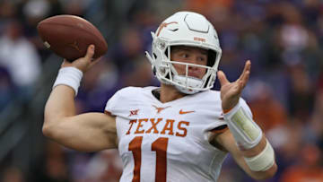 MANHATTAN, KS - SEPTEMBER 29: Texas Longhorns quarterback Sam Ehlinger (11) drops to pass in the third quarter of a Big 12 matchup between the Texas Longhorns and Kansas State Wildcats on September 29, 2018 at Bill Snyder Family Stadium in Manhattan, KS. Texas won 19-14. (Photo by Scott Winters/Icon Sportswire via Getty Images)
