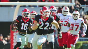 ATHENS, GA - NOVEMBER 19: Georgia football player Isaiah McKenzie returns a punt for a 82 yard touchdown against the Lousiana-Lafayette Rajin' Cajuns at Sanford Stadium on November 19, 2016 in Athens, Georgia. (Photo by Scott Cunningham/Getty Images)