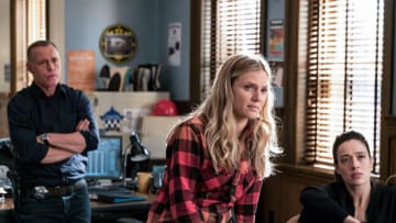 CHICAGO P.D. -- "True or False" Episode 606 -- Pictured: (l-r) Jason Beghe as Hank Voight, Tracy Spiridakos as Hailey Upton, Marina Squerciati as Kim Burgess -- (Photo by: Matt Dinerstein/NBC)