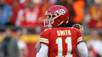 KANSAS CITY, MO - JANUARY 06: Kansas City Chiefs quarterback Alex Smith (11) in the first quarter of the AFC Wild Card game between the Tennessee Titans and Kansas City Chiefs on January 6, 2018 at Arrowhead Stadium in Kansas City, MO. (Photo by Scott Winters/Icon Sportswire via Getty Images)