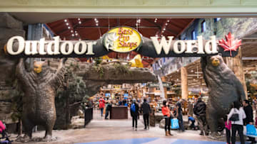 TORONTO, ONTARIO, CANADA - 2016/02/28: Bass Pro Shop Outdoor World: Entrance, shops are a privately held retailer of hunting, fishing, camping and related outdoor recreation merchandise. (Photo by Roberto Machado Noa/LightRocket via Getty Images)