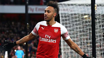 LONDON, ENGLAND - MARCH 10: Pierre-Emerick Aubameyang of Arsenal celebrates after scoring his team's second goal during the Premier League match between Arsenal FC and Manchester United at Emirates Stadium on March 10, 2019 in London, United Kingdom. (Photo by Julian Finney/Getty Images)