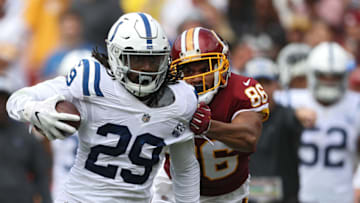 LANDOVER, MD - SEPTEMBER 16: Defensive back Malik Hooker #29 of the Indianapolis Colts rushes past tight end Jordan Reed #86 of the Washington Redskins during the first half at FedExField on September 16, 2018 in Landover, Maryland. (Photo by Patrick Smith/Getty Images)