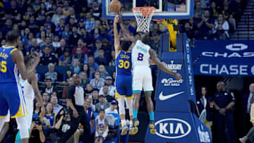 Charlotte Hornets Bismack Biyombo (Photo by Thearon W. Henderson/Getty Images)