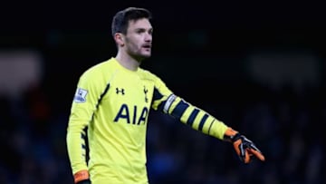 MANCHESTER, ENGLAND - FEBRUARY 14: Hugo Lloris of Tottenham Hotspur in action during the Barclays Premier League match between Manchester City and Tottenham Hotspur at Etihad Stadium on February 14, 2016 in Manchester, England. (Photo by Clive Brunskill/Getty Images)