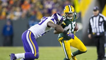 Jan 3, 2016; Green Bay, WI, USA; Green Bay Packers wide receiver Randall Cobb (18) rushes with the football during the third quarter against the Minnesota Vikings at Lambeau Field. Minnesota won 20-13. Mandatory Credit: Jeff Hanisch-USA TODAY Sports