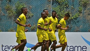 Ecuador's national football team players jog during a training session in Quito on March 25, 2016. Ecuador will face Colombia in a FIFA World Cup Russia 2018 South American qualifier football match on March 29. AFP PHOTO / RODRIGO BUENDIA / AFP / RODRIGO BUENDIA (Photo credit should read RODRIGO BUENDIA/AFP/Getty Images)