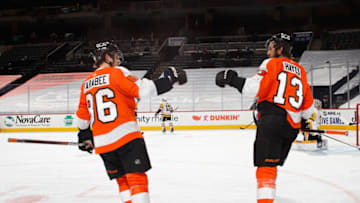 Joel Farabee and Kevin Hayes, Philadelphia Flyers (Photo by Bruce Bennett/Getty Images)