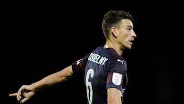 PORTSMOUTH, ENGLAND - DECEMBER 04: Laurent Koscielny of Arsenal gives his team instructions during the Checkatrade Trophy match between Portsmouth and Arsenal U21 at Fratton Park on December 04, 2018 in Portsmouth, England. (Photo by Alex Burstow/Getty Images)