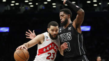NEW YORK, NEW YORK - OCTOBER 21: Fred VanVleet #23 of the Toronto Raptors dribbles as Royce O'Neale #00 of the Brooklyn Nets (Photo by Sarah Stier/Getty Images)
