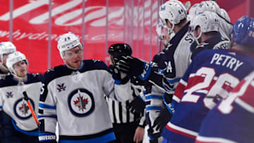 Winnipeg Jets, Paul Stasny #25, (Mandatory Credit: Eric Bolte-USA TODAY Sports)
