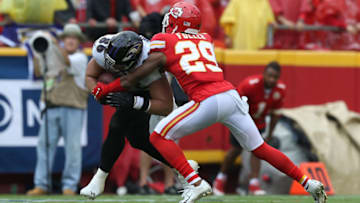 KANSAS CITY, MO - SEPTEMBER 22: Kansas City Chiefs cornerback Kendall Fuller (29) tackles Baltimore Ravens tight end Nick Boyle (86) in the third quarter of an AFC matchup between the Baltimore Ravens and Kansas City Chiefs on September 22, 2019 at Arrowhead Stadium in Kansas City, MO. (Photo by Scott Winters/Icon Sportswire via Getty Images)
