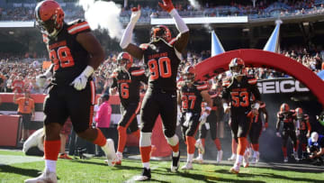 CLEVELAND, OH - OCTOBER 22: The Cleveland Browns enter the stadium before the game against the Tennessee Titans at FirstEnergy Stadium on October 22, 2017 in Cleveland, Ohio. (Photo by Jason Miller/Getty Images)