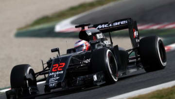 MONTMELO, SPAIN - FEBRUARY 22: Jenson Button of Great Britain and McLaren Honda drives during day one of F1 winter testing at Circuit de Catalunya on February 22, 2016 in Montmelo, Spain. (Photo by Mark Thompson/Getty Images)