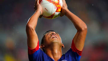 AGUASCALIENTES, MEXICO - SEPTEMBER 15: Elias Hernandez of Cruz Azul lament during the 9th round match between Necaxa and Cruz Azul as part of the Torneo Apertura 2018 Liga MX at Victoria Stadium on September 15, 2018 in Aguascalientes, Mexico. (Photo by Jaime Lopez/Jam Media/Getty Images)