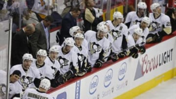 Mar 1, 2016; Washington, DC, USA; Pittsburgh Penguins right wing Patric Hornqvist (72) celebrates with teammates on the bench after scoring a goal against the Washington Capitals in the second period at Verizon Center. Mandatory Credit: Geoff Burke-USA TODAY Sports