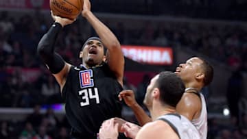 LOS ANGELES, CA - MARCH 09: Tobias Harris #34 of the LA Clippers scores in front of Rodney Hood #1 and Larry Nance Jr. #22 of the Cleveland Cavaliers during a 116-102 Clipper win at Staples Center on March 9, 2018 in Los Angeles, California. (Photo by Harry How/Getty Images)