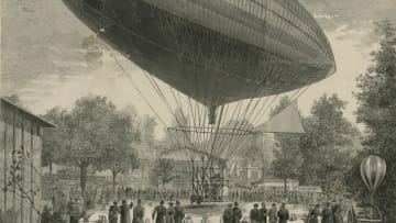 An electric airship departing Paris in 1883.