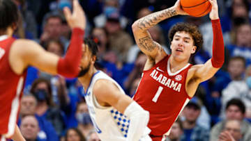 Feb 19, 2022; Lexington, Kentucky, USA; Alabama Crimson Tide guard Jusaun Holt (1) passes the ball during the second half against the Kentucky Wildcats at Rupp Arena at Central Bank Center. Mandatory Credit: Jordan Prather-USA TODAY Sports