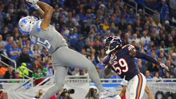 DETROIT, MI - DECEMBER 16: Detroit Lions tight end Eric Ebron #85 catches a touchdown pass over Chicago Bears inside linebacker Danny Trevathan #59 during the third quarter at Ford Field on December 16, 2017 in Detroit, Michigan. (Photo by Gregory Shamus/Getty Images)