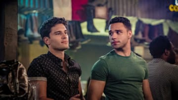 9-1-1: LONE STAR: L-R: Ronen Rubenstein and Rafael Silva in 9-1-1: LONE STAR, debuting in a special two-night series premiere Sunday, Jan. 19 (8:00-9:00 PM ET LIVE to all Time Zones), following the NFC CHAMPIONSHIP GAME; and Monday, Jan. 20 (9:00-10:00 PM ET/PT) on FOX. ©2020 Fox Media LLC. CR: Jack Zeman/FOX.
