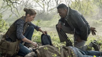 Jenna Elfman as June, Colman Domingo as Victor Strand - Fear the Walking Dead _ Season 5, Episode 9 - Photo Credit: Van Redin/AMC