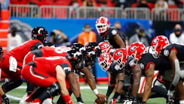 Cincinnati Bearcats line up against Georgia Bulldogs. Getty Images.