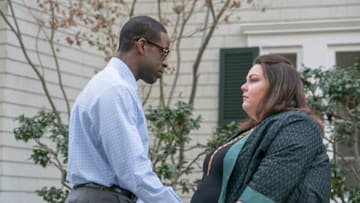 THIS IS US -- "What Now?" Episode 117 -- Pictured: (l-r) Sterling K. Brown as Randall, Chrissy Metz as Kate -- (Photo by: Ron Batzdorff/NBC)