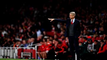 LONDON, ENGLAND - SEPTEMBER 20: Arsene Wenger, Manager of Arsenal gives his team instructions during the Carabao Cup Third Round match between Arsenal and Doncaster Rovers at Emirates Stadium on September 20, 2017 in London, England. (Photo by Dan Mullan/Getty Images)