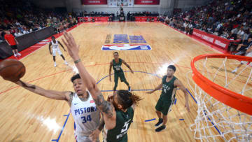 LAS VEGAS, NV - JULY 6: Zack Lofton #34 of the Detroit Pistons goes to the basket against the Milwaukee Bucks during the 2018 Las Vegas Summer League on July 6, 2018 at the Cox Pavilion in Las Vegas, Nevada. NOTE TO USER: User expressly acknowledges and agrees that, by downloading and/or using this photograph, user is consenting to the terms and conditions of the Getty Images License Agreement. Mandatory Copyright Notice: Copyright 2018 NBAE (Photo by David Dow/NBAE via Getty Images)