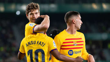 ELCHE, SPAIN - APRIL 01: Ansu Fati of FC Barcelona celebrates with Marcos Alonso of FC Barcelona after scoring the team's first goal during the LaLiga Santander match between Elche CF and FC Barcelona at Estadio Manuel Martinez Valero on April 01, 2023 in Elche, Spain. (Photo by Aitor Alcalde Colomer/Getty Images)