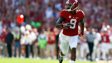 TUSCALOOSA, AL - SEPTEMBER 20: Amari Cooper #9 of the Alabama Crimson Tide takes in this reception for a touchdown against the Florida Gators at Bryant-Denny Stadium on September 20, 2014 in Tuscaloosa, Alabama. (Photo by Kevin C. Cox/Getty Images)