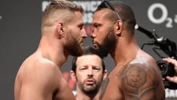PRAGUE, CZECH REPUBLIC - FEBRUARY 22: (L - R) Jan Blachowicz of Poland and Thiago Santos of Brazil face off during the UFC Fight Night weigh-in at O2 arena on February 22, 2019 in Prague, Czech Republic. (Photo by Jeff Bottari/Zuffa LLC/Zuffa LLC via Getty Images)
