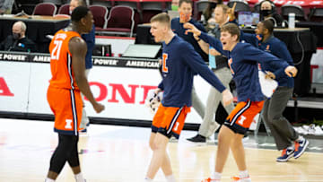 Mar 6, 2021; Columbus, Ohio, USA; Illinois Fighting Illini center Kofi Cockburn (21) celebrates with his team after defeating the Ohio State Buckeyes at Value City Arena. Mandatory Credit: Greg Bartram-USA TODAY Sports