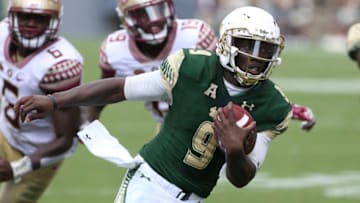 24 September 2016: South Florida Bulls quarterback Quinton Flowers (9) (Photo by Mark LoMoglio/Icon Sportswire via Getty Images)