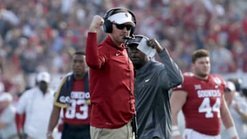 PASADENA, CA - JANUARY 01: Head coach Lincoln Riley of the Oklahoma Sooners reacts on the sidelines in the 2018 College Football Playoff Semifinal Game against the Georgia Bulldogs at the Rose Bowl Game presented by Northwestern Mutual at the Rose Bowl on January 1, 2018 in Pasadena, California. (Photo by Jeff Gross/Getty Images)