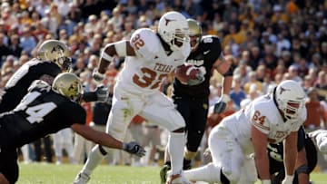 Cedric Benson, Texas Football (Photo by Brian Bahr/Getty Images)