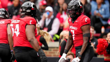 Cincinnati Bearcats take on Iowa State Cyclones at Nippert Stadium in 2023.