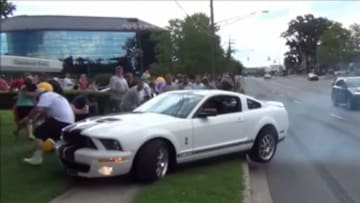 Ford Mustang Shelby GT500 Crashes Into Crowd At Annapolis Car Show