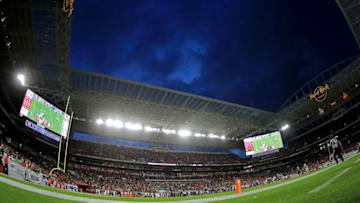 MIAMI GARDENS, FL - OCTOBER 21: A general view of Hard Rock Stadium during a game between the Miami Hurricanes and the Syracuse Orange on October 21, 2017 in Miami Gardens, Florida. (Photo by Mike Ehrmann/Getty Images)